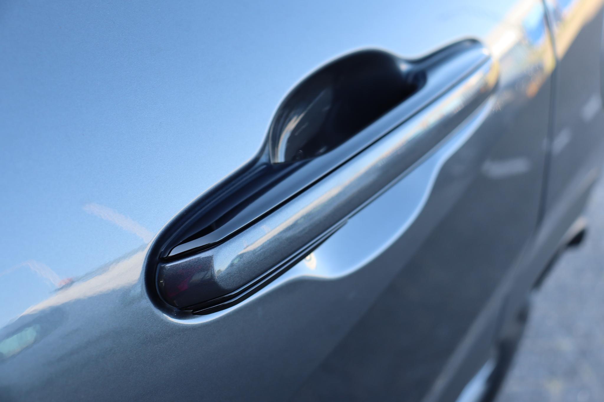 Foto van Lexus LBX