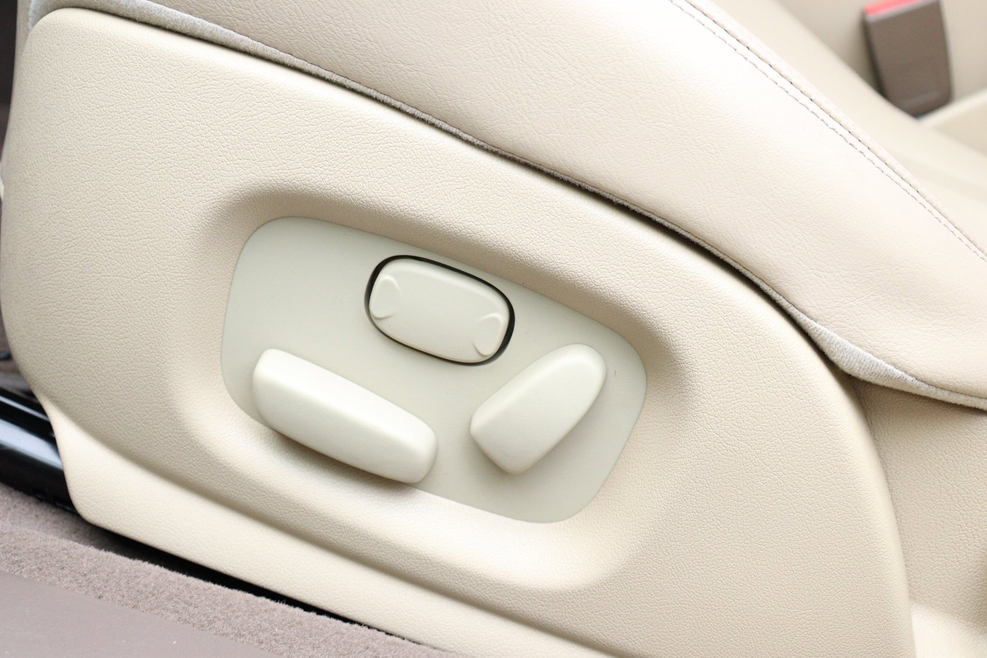 Foto van Jaguar S-type