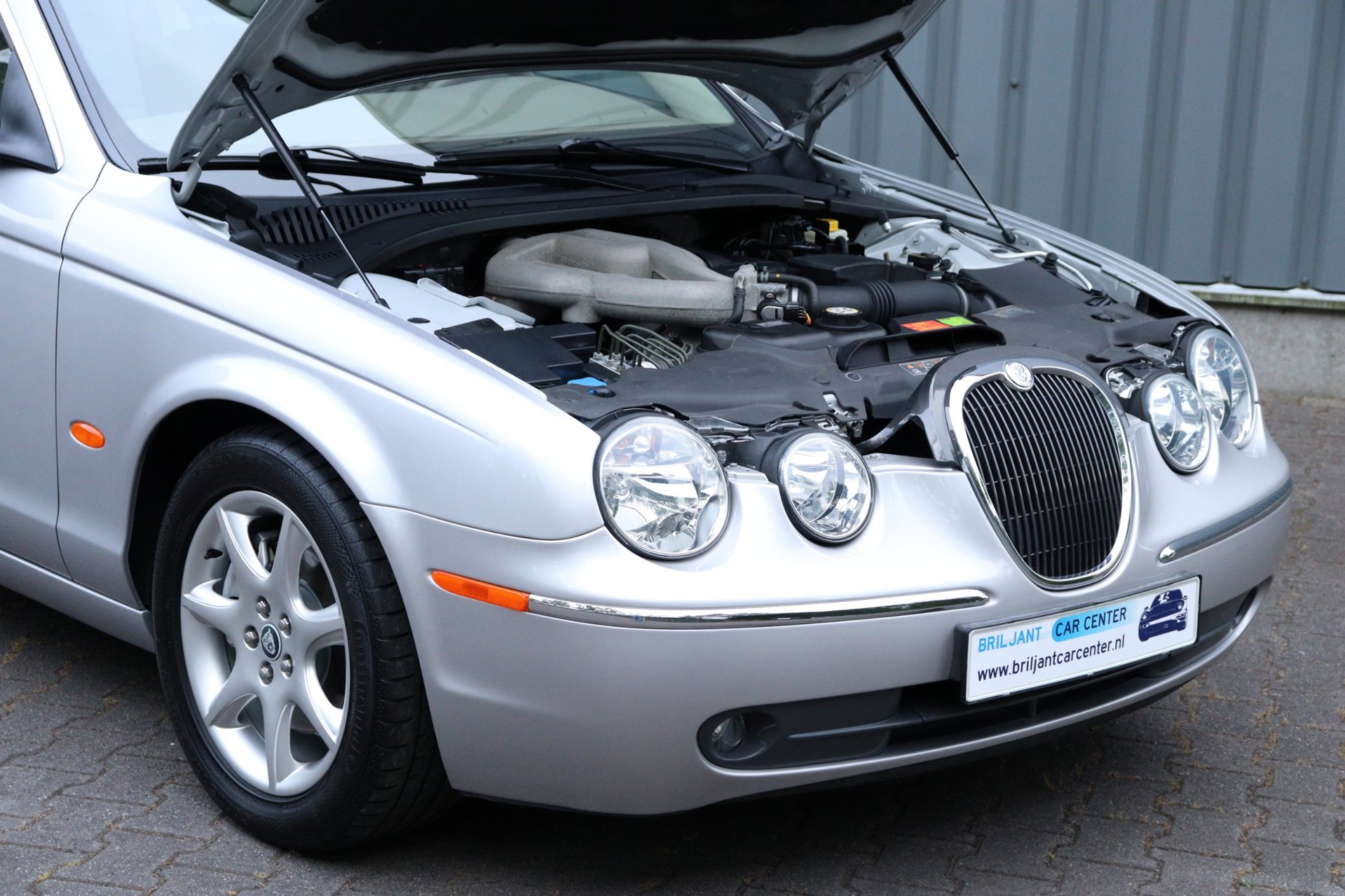Foto van Jaguar S-type