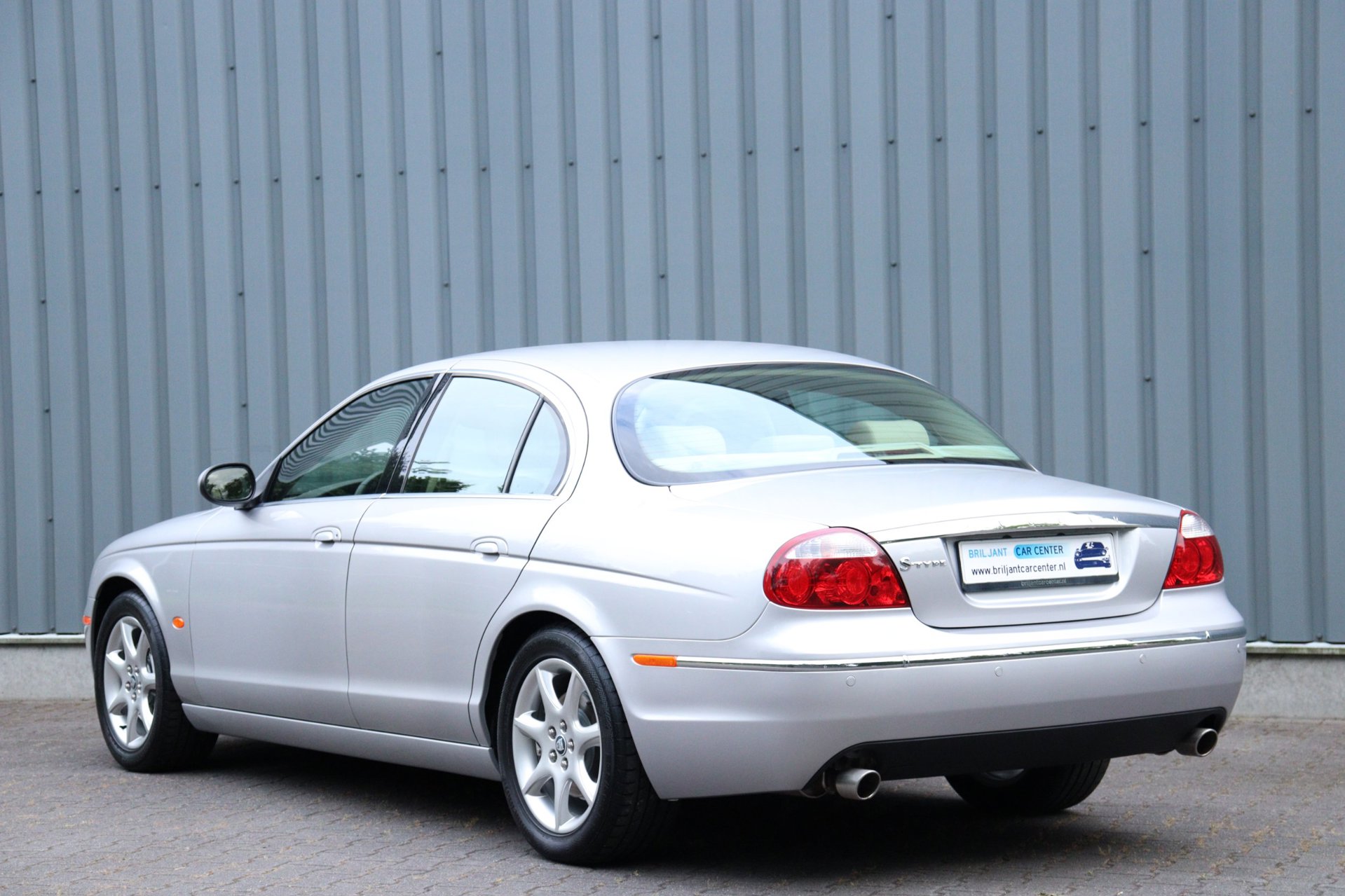 Foto van Jaguar S-type
