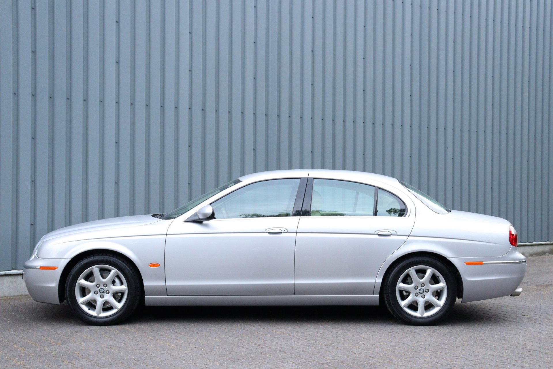 Foto van Jaguar S-type