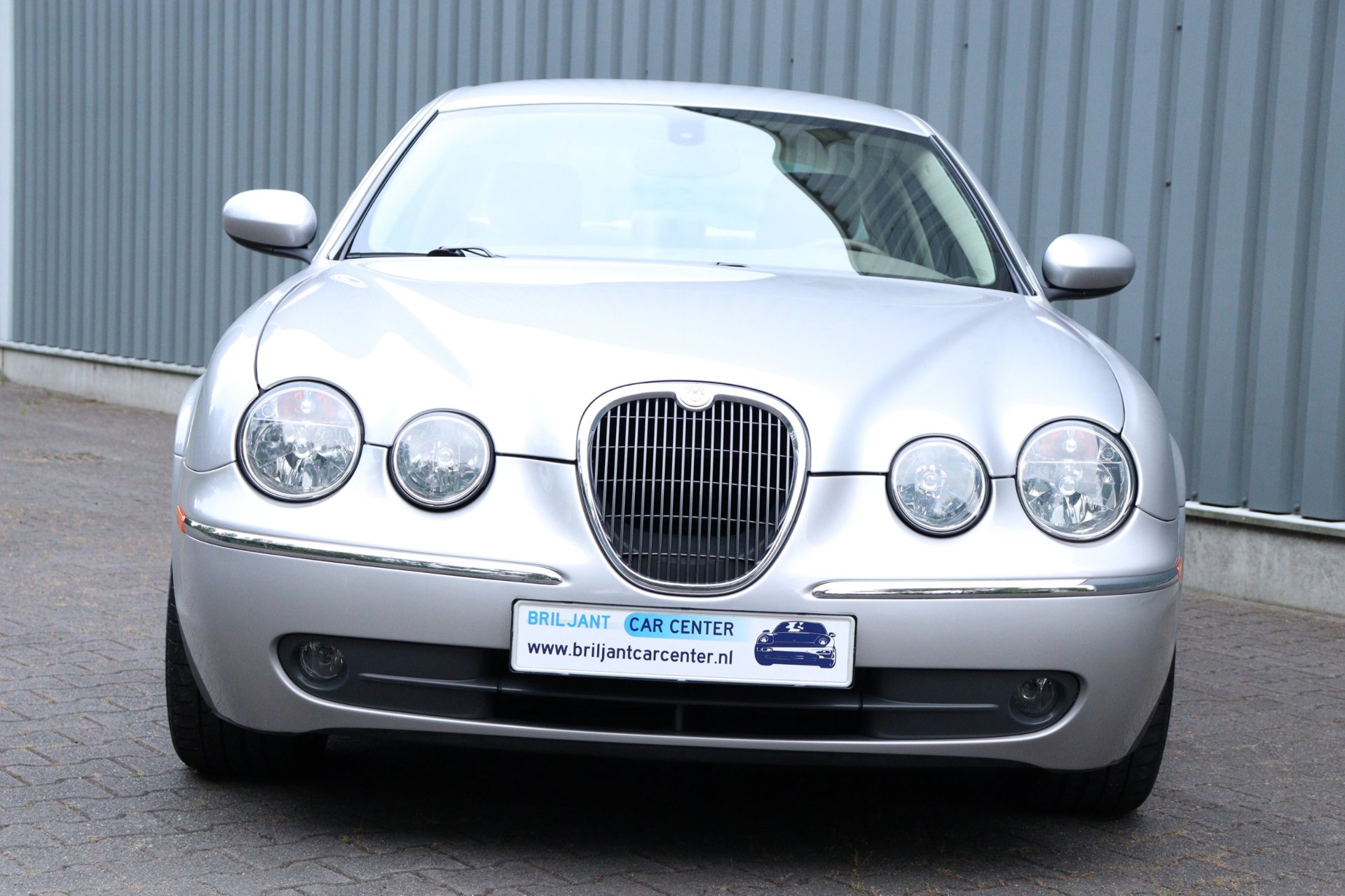 Foto van Jaguar S-type