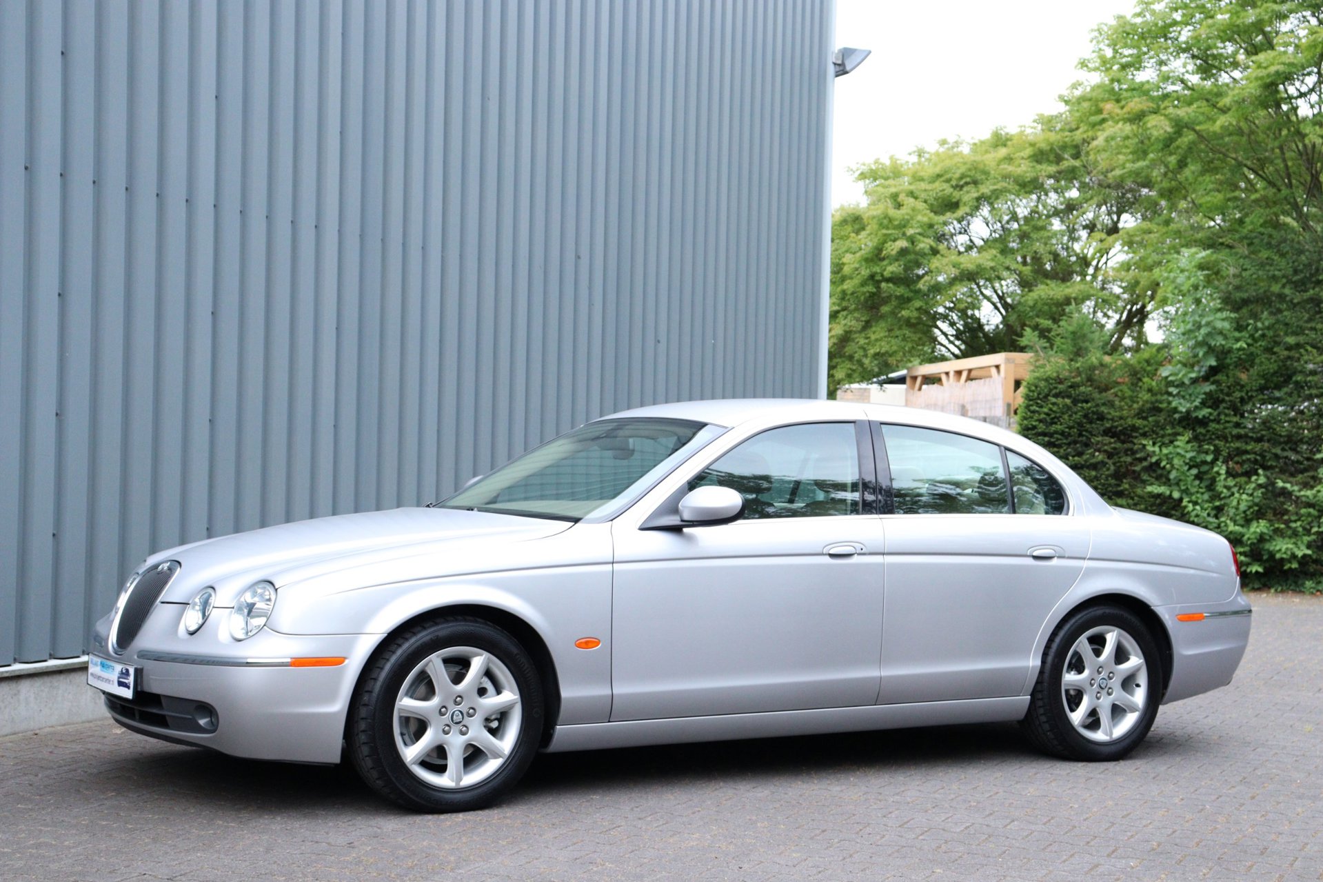 Foto van Jaguar S-type