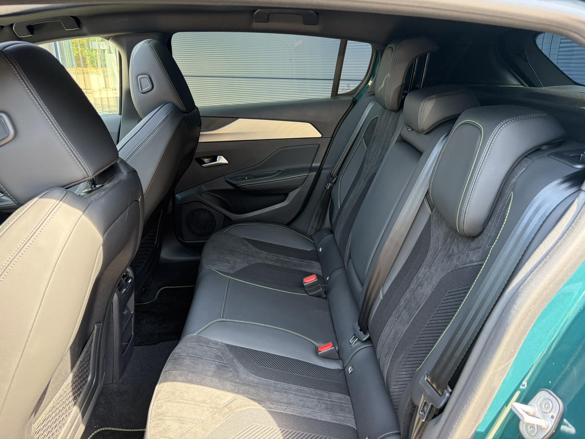 Foto van Peugeot E-308