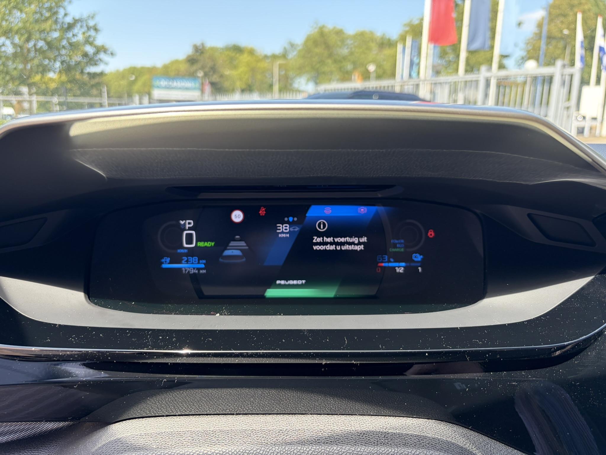 Foto van Peugeot E-308