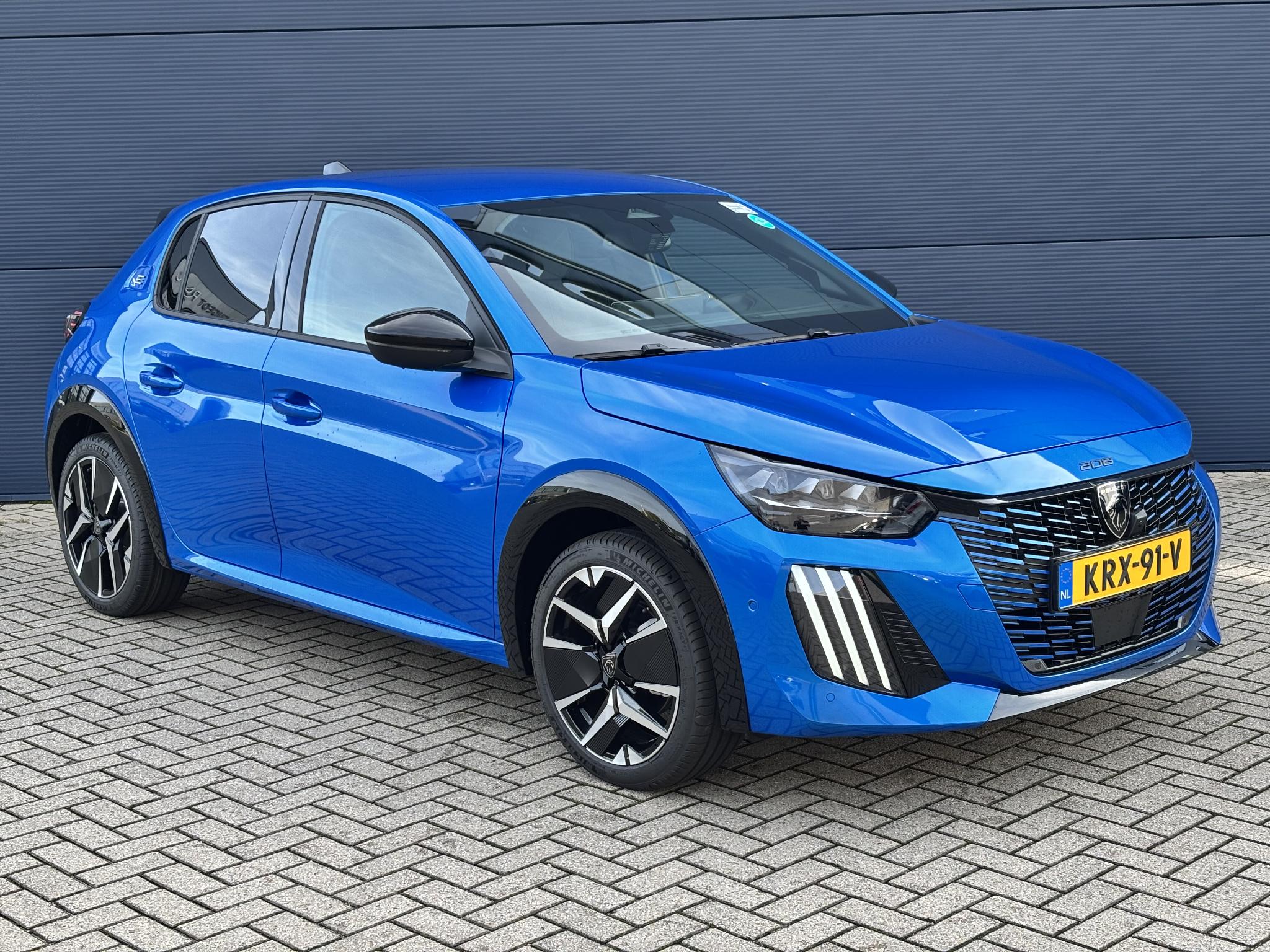 Foto van Peugeot E-208