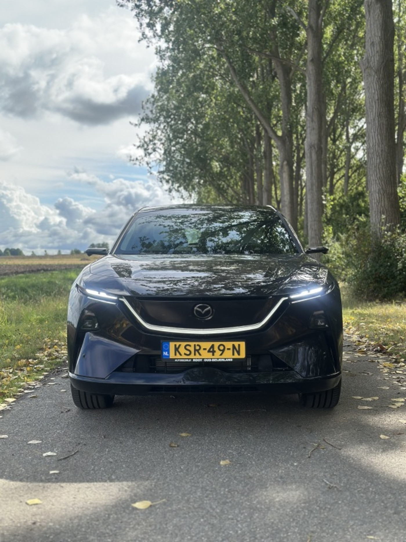 Foto van Mazda Cx-6e