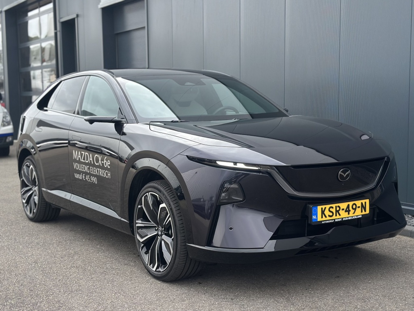 Foto van Mazda Cx-6e