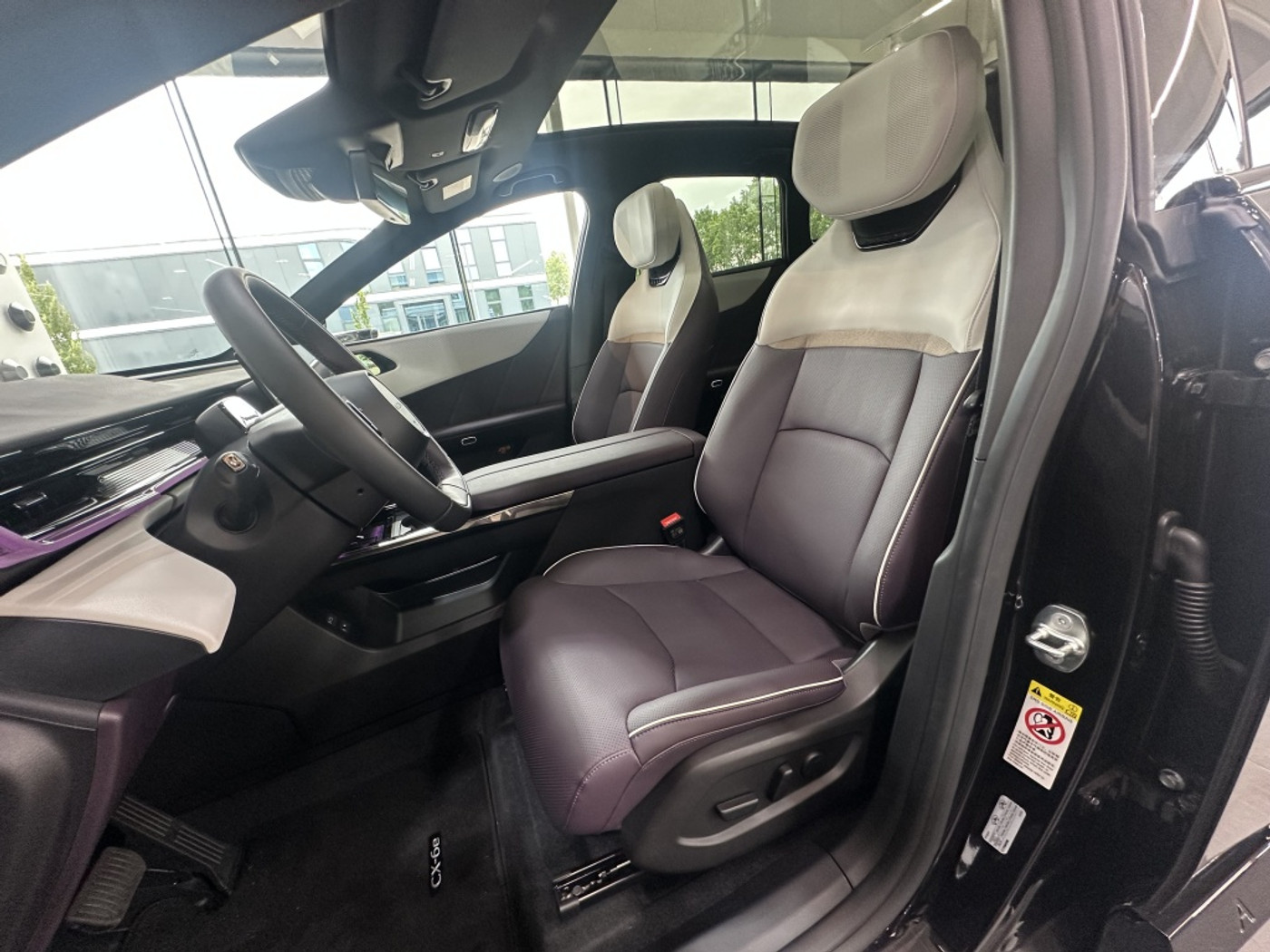 Foto van Mazda Cx-6e