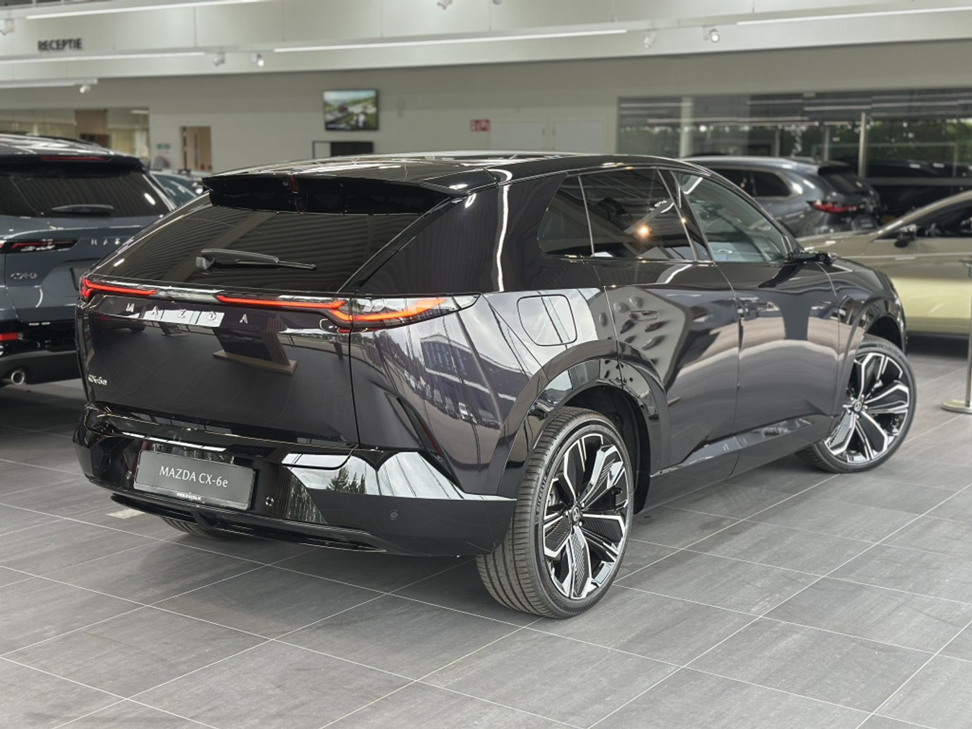 Foto van Mazda Cx-6e