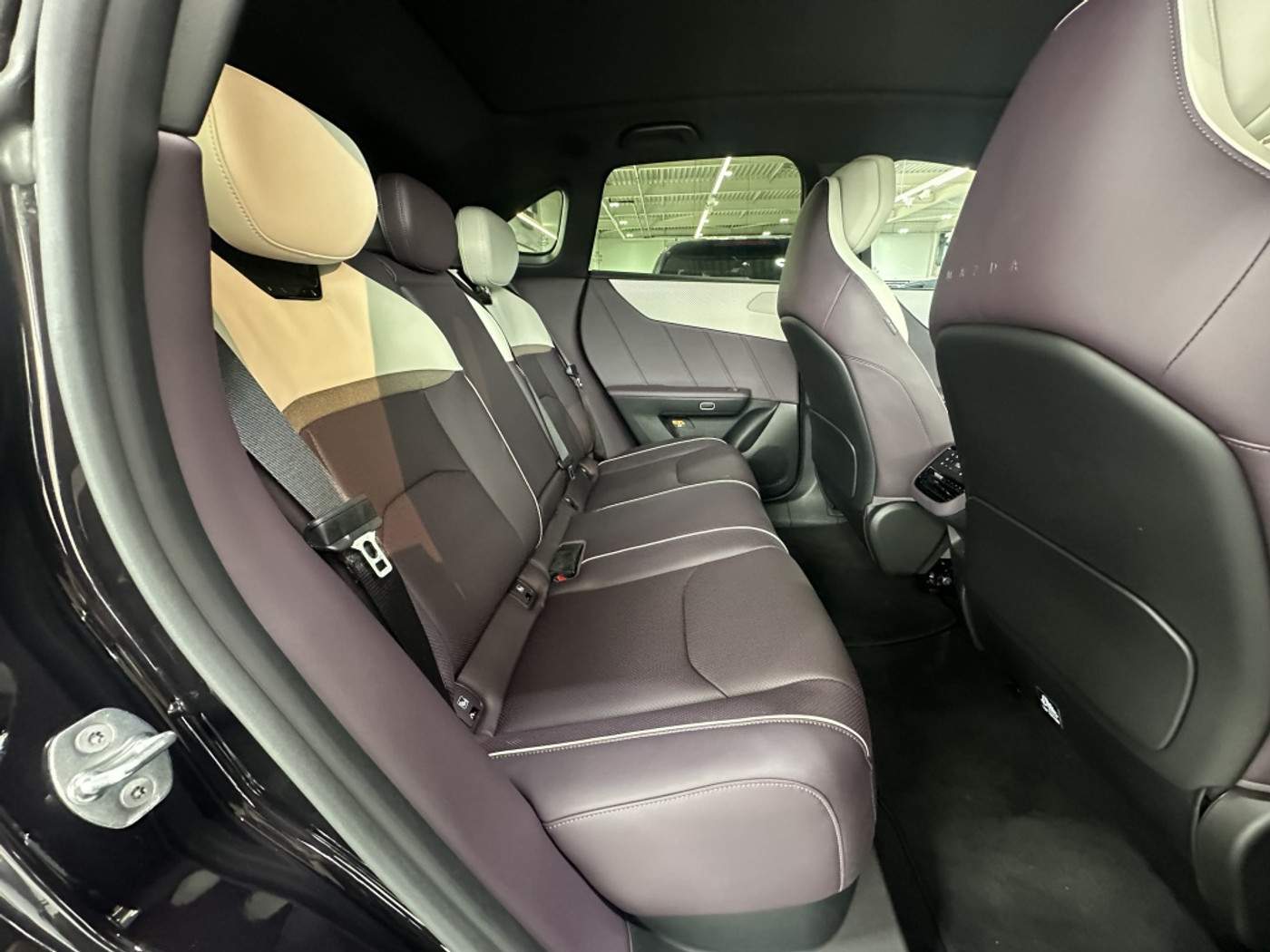 Foto van Mazda Cx-6e