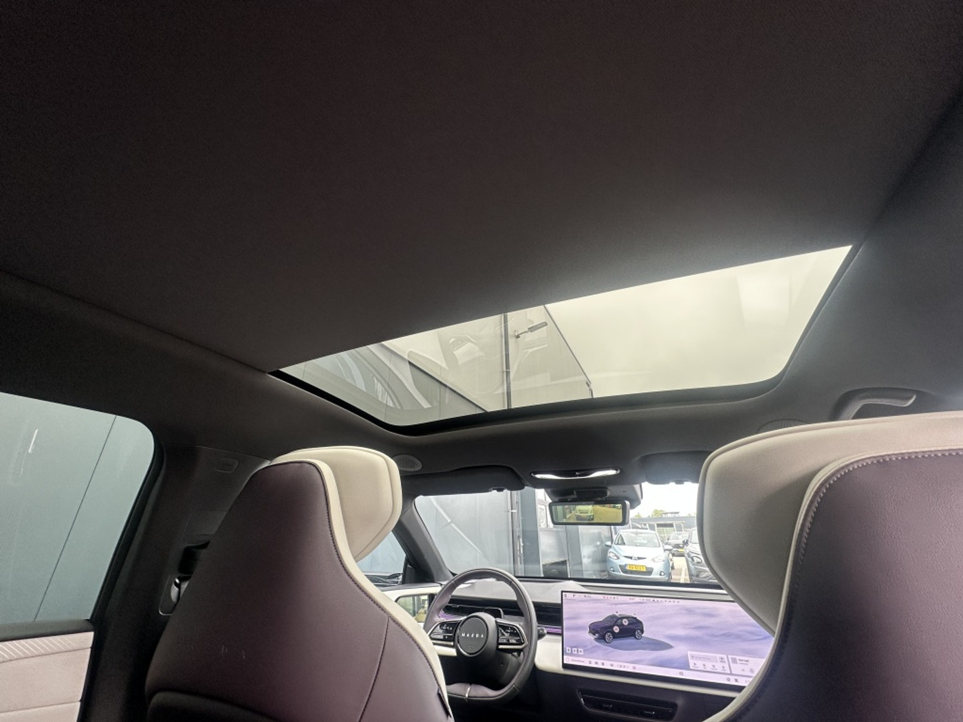 Foto van Mazda Cx-6e