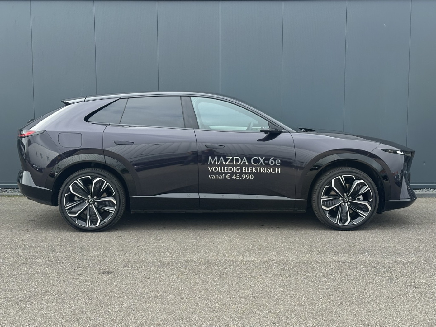 Foto van Mazda Cx-6e