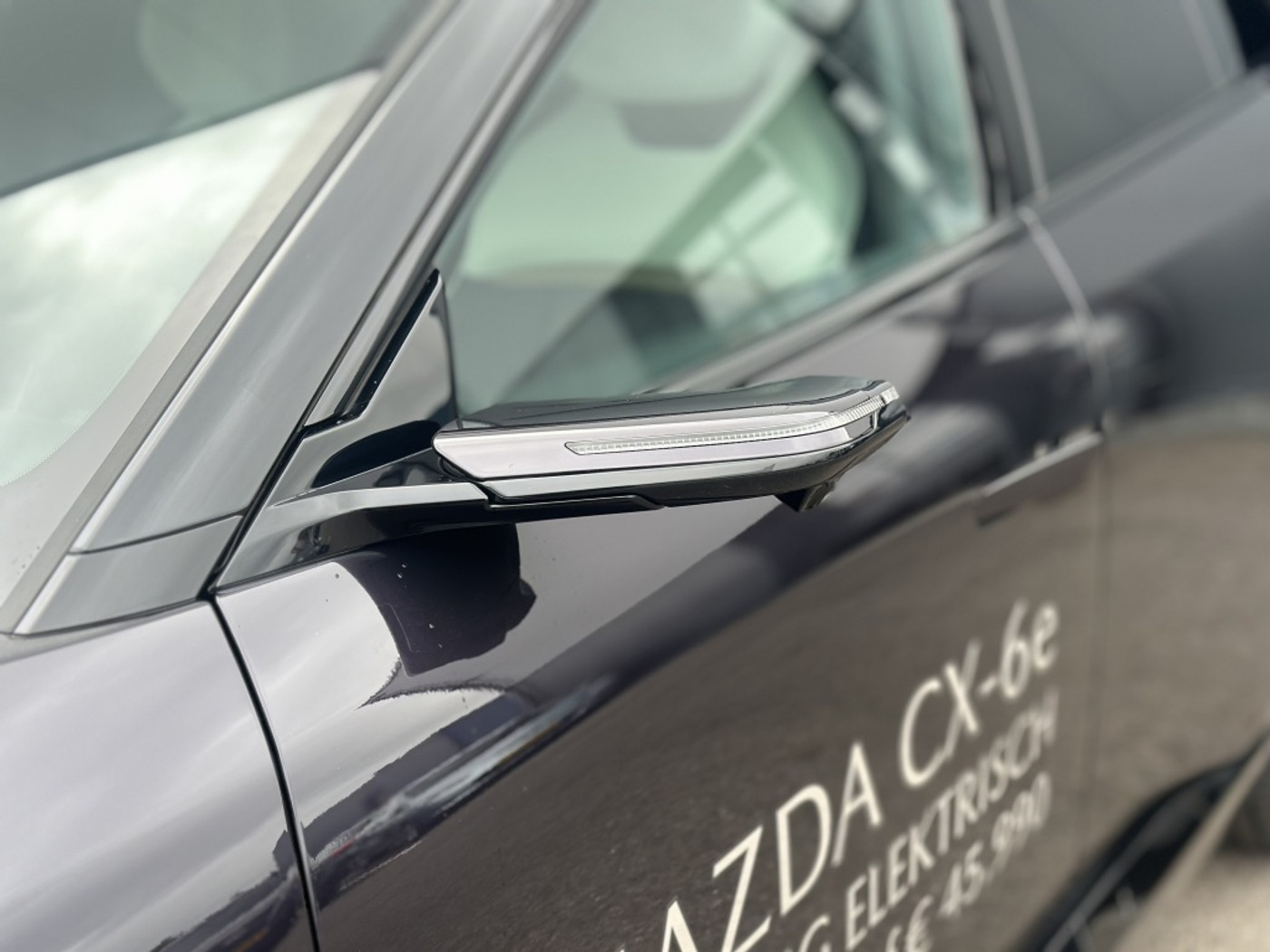 Foto van Mazda Cx-6e