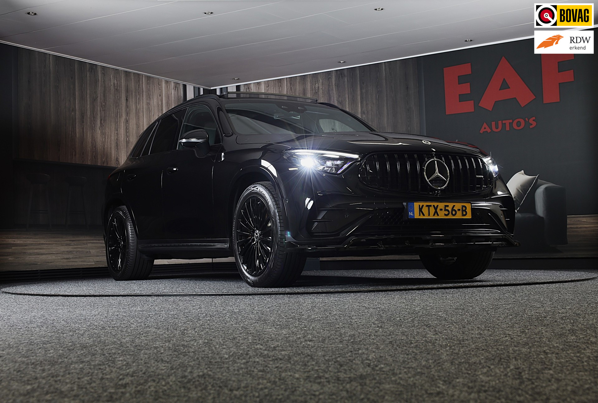 Mercedes-Benz Glc-klasse 400e 4MATIC AMG 63 Look / Massage / Burmester / Head Up / Luchtvering / 360 Camera / Leder / Open Pano 2025 - voorkant