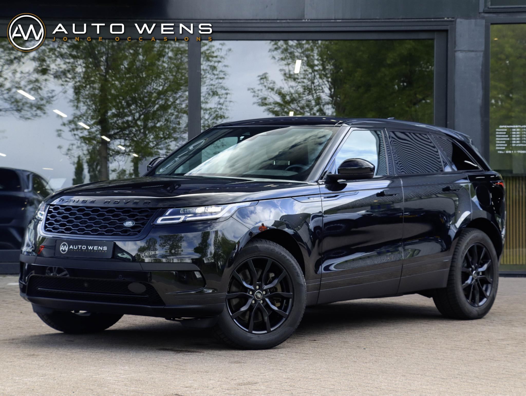 Land Rover Range Rover Velar P400e AWD S 2023 - voorkant