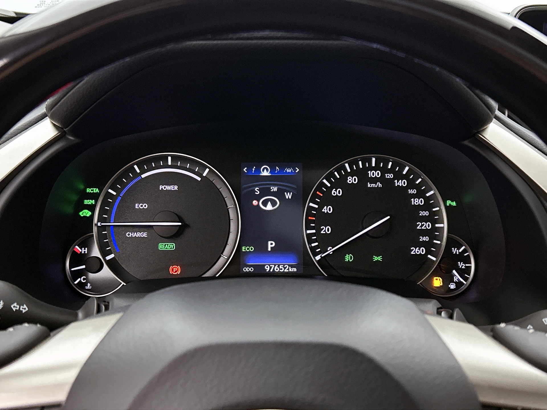 Foto van Lexus RX