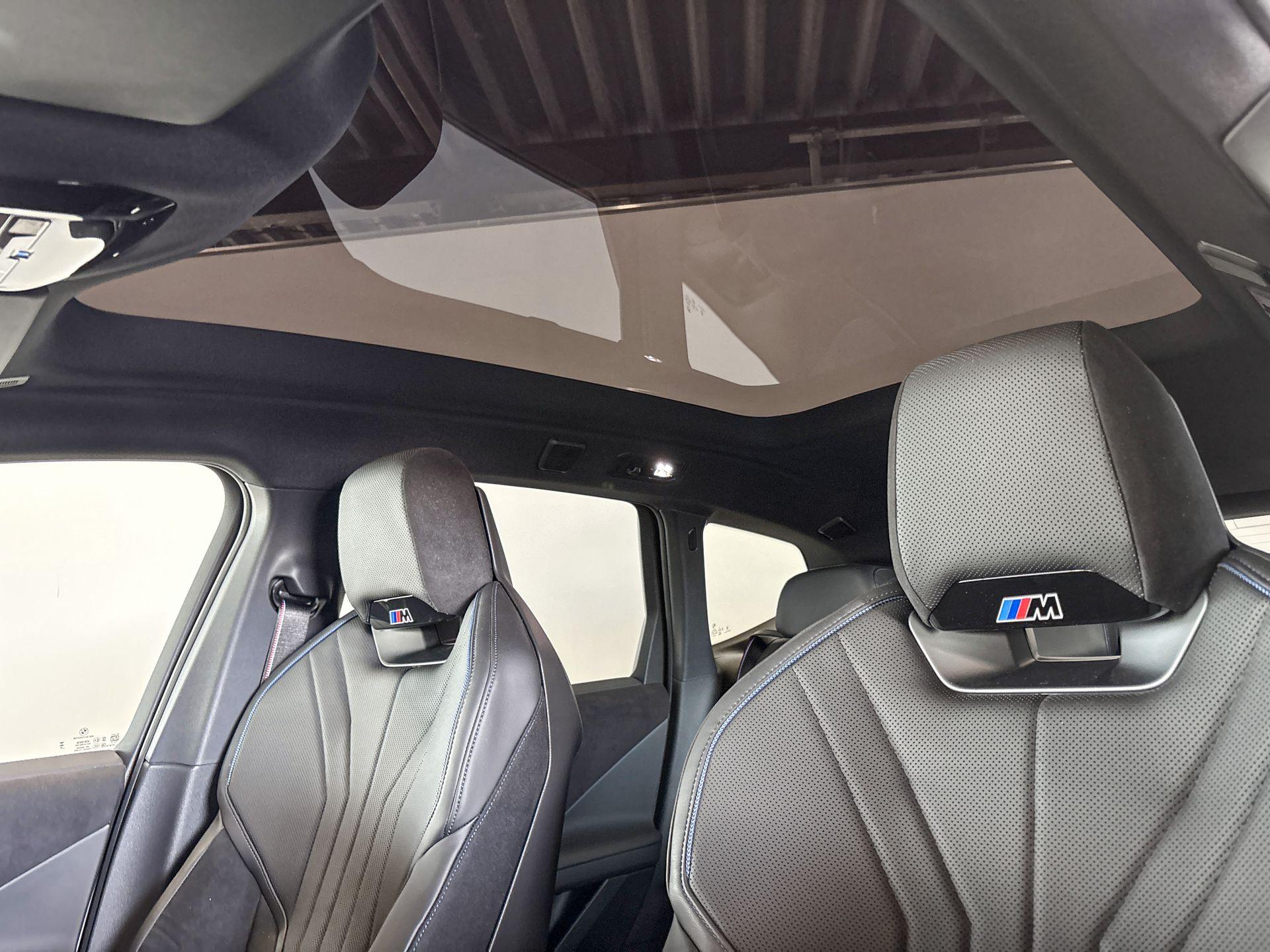 Foto van BMW Ix3