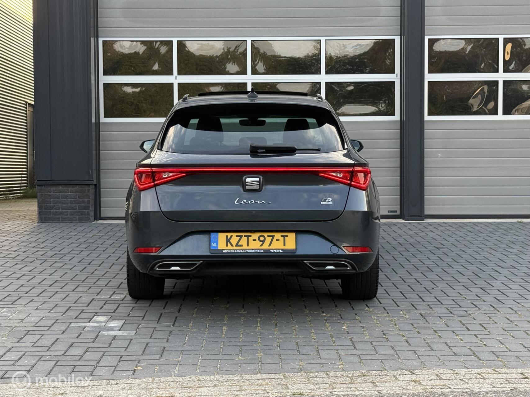 Foto van Seat Leon Sportstourer