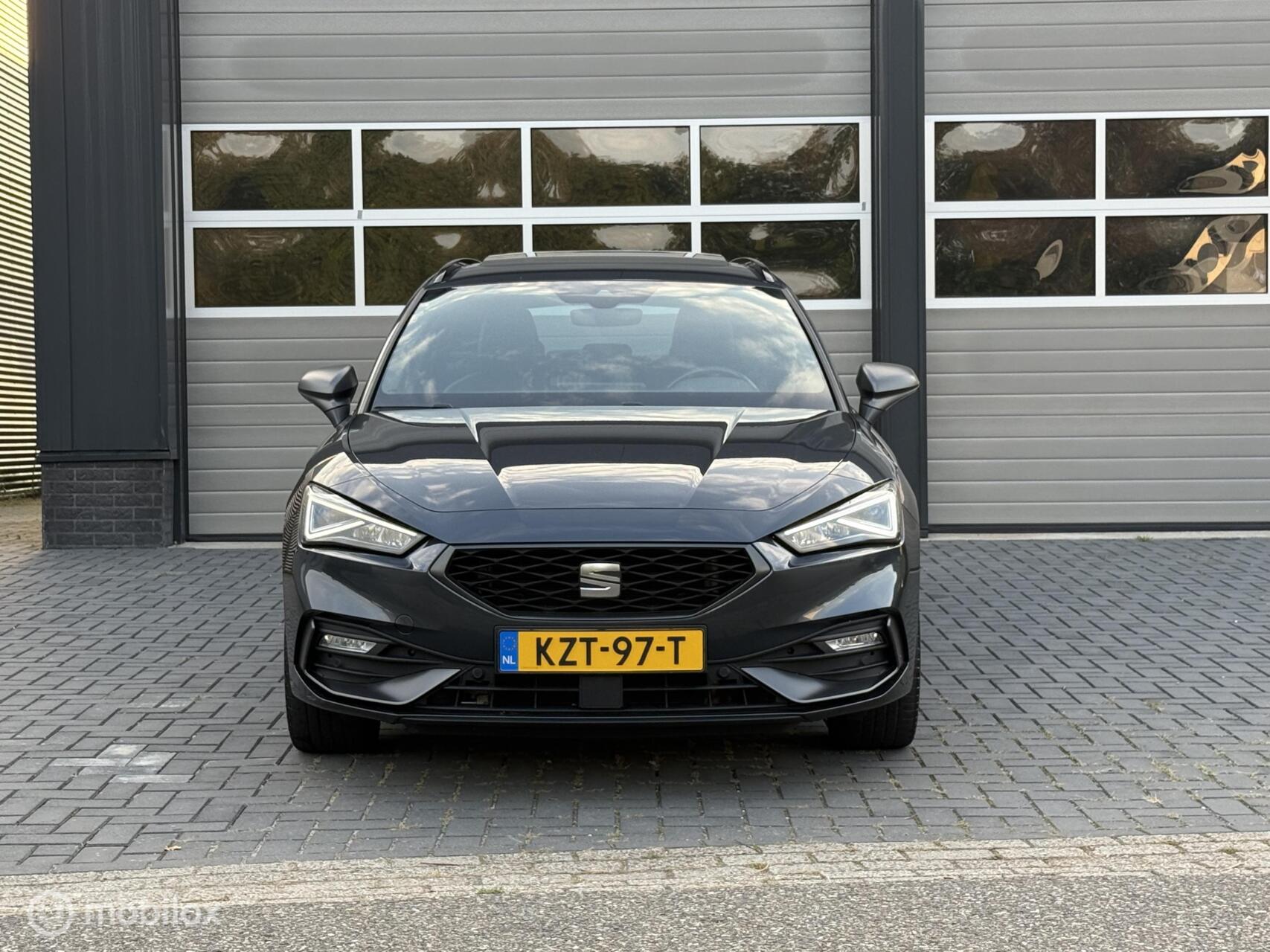 Foto van Seat Leon Sportstourer