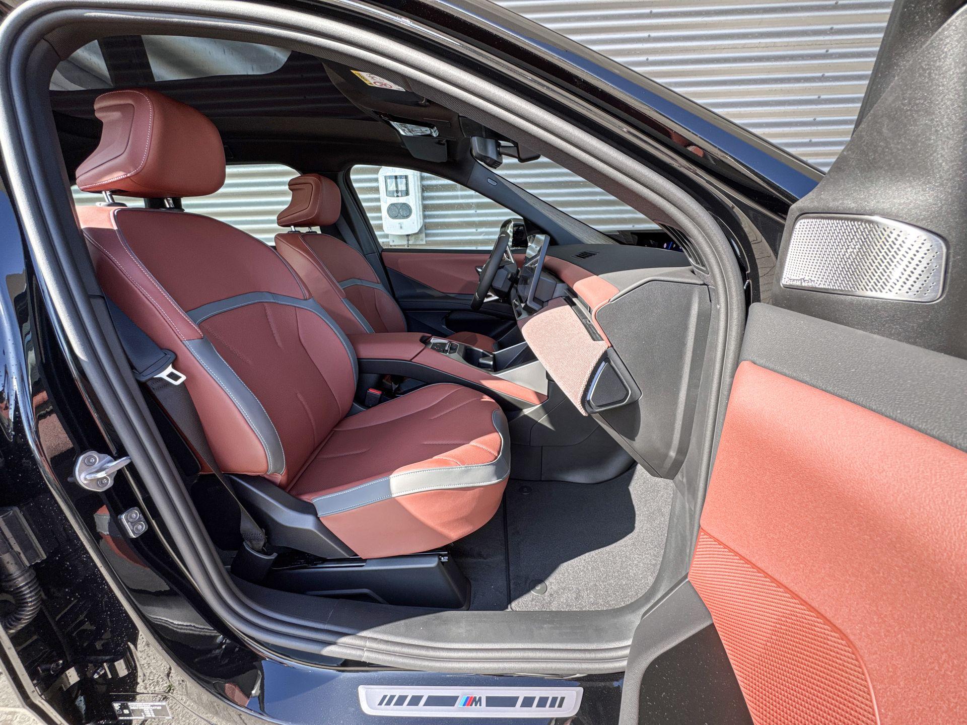 Foto van BMW Ix3