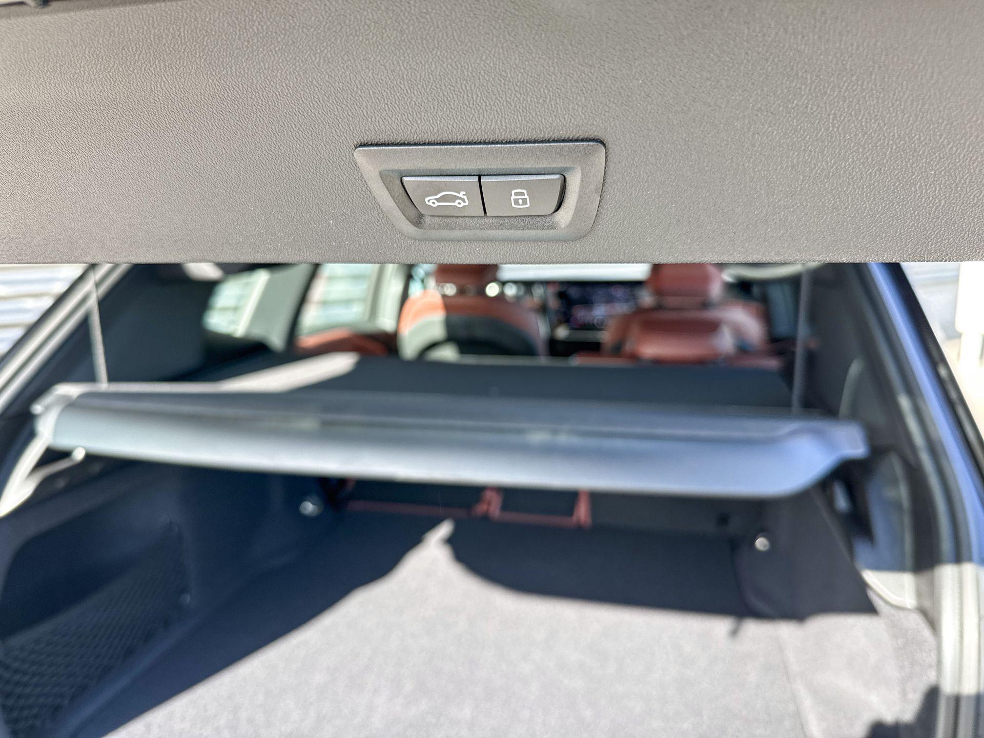 Foto van BMW Ix3