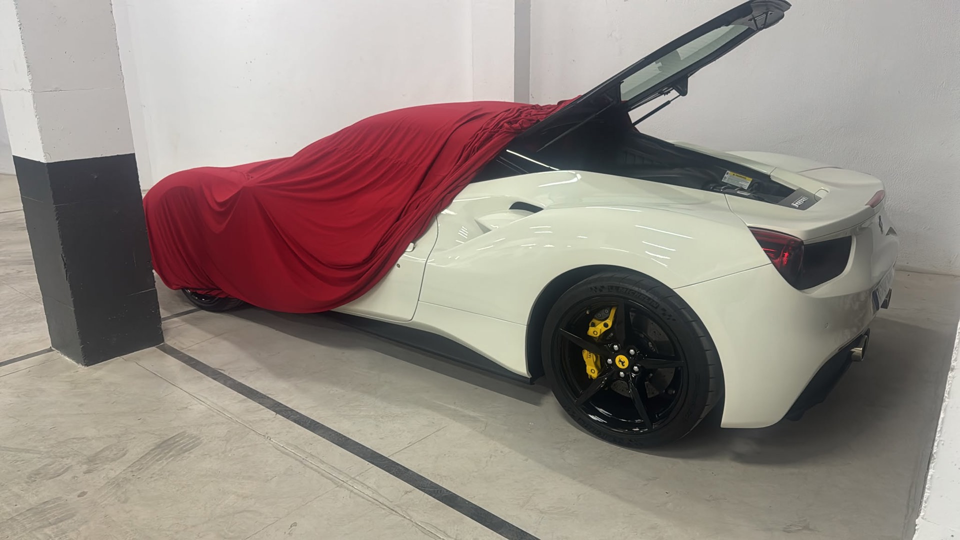 Foto van Ferrari 488