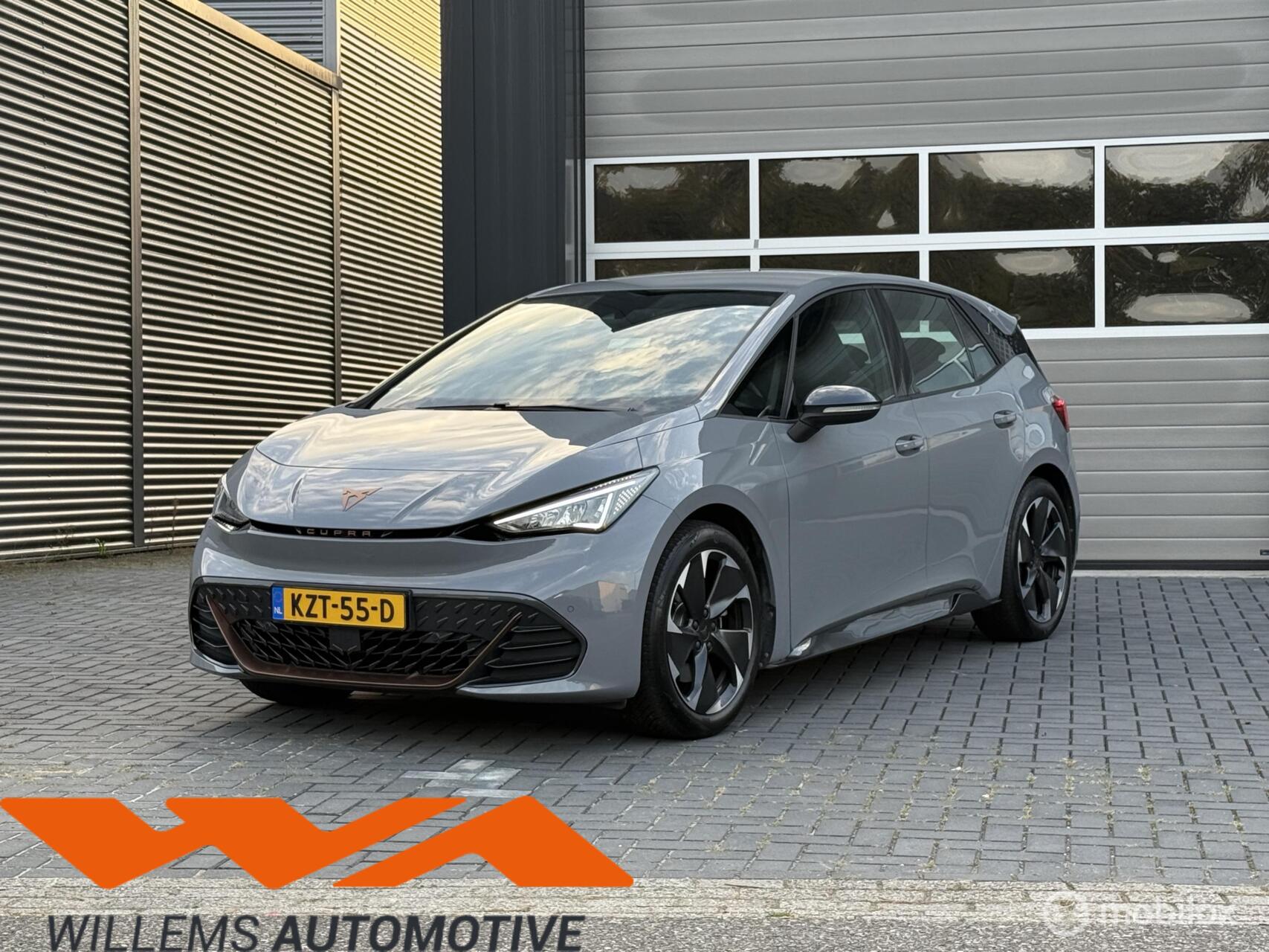 Cupra Born Impulse 62 kWh 204PK Vapor Grey|19'inch|SOH96% 2024 - voorkant