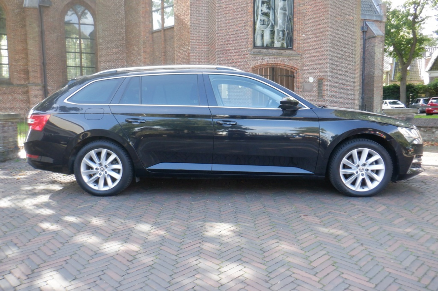 Skoda Superb Combi 1.4 TSI PHEV( SOH 93.4%) TREKHAAK-BOVAG 2021 - voorkant
