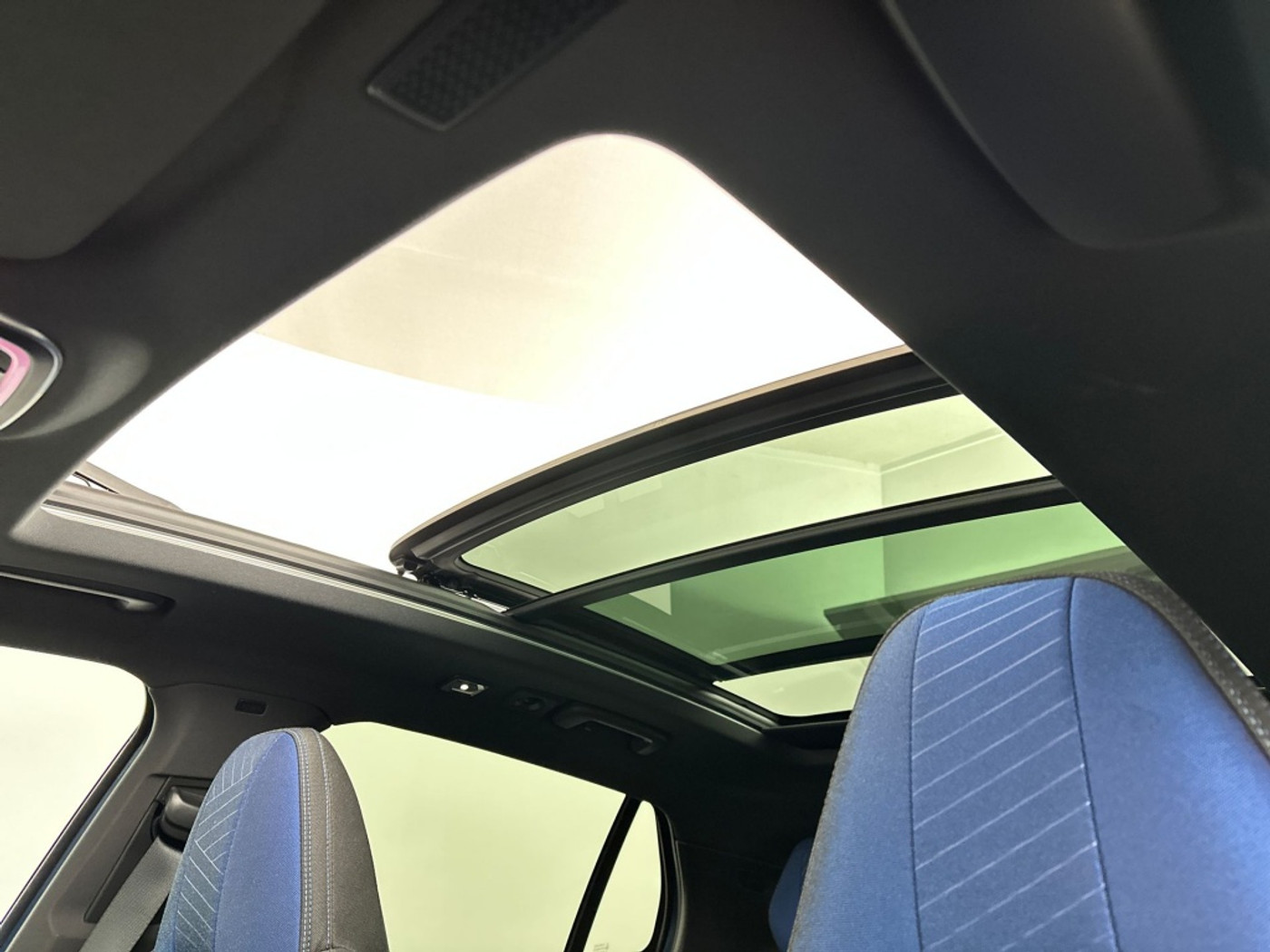 Foto van LYNK & Co 01