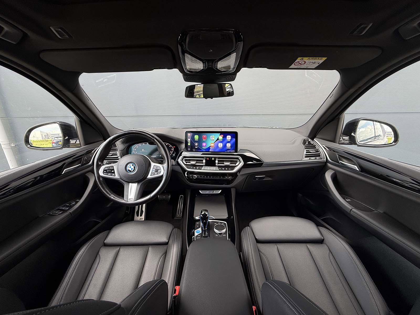Foto van BMW Ix3