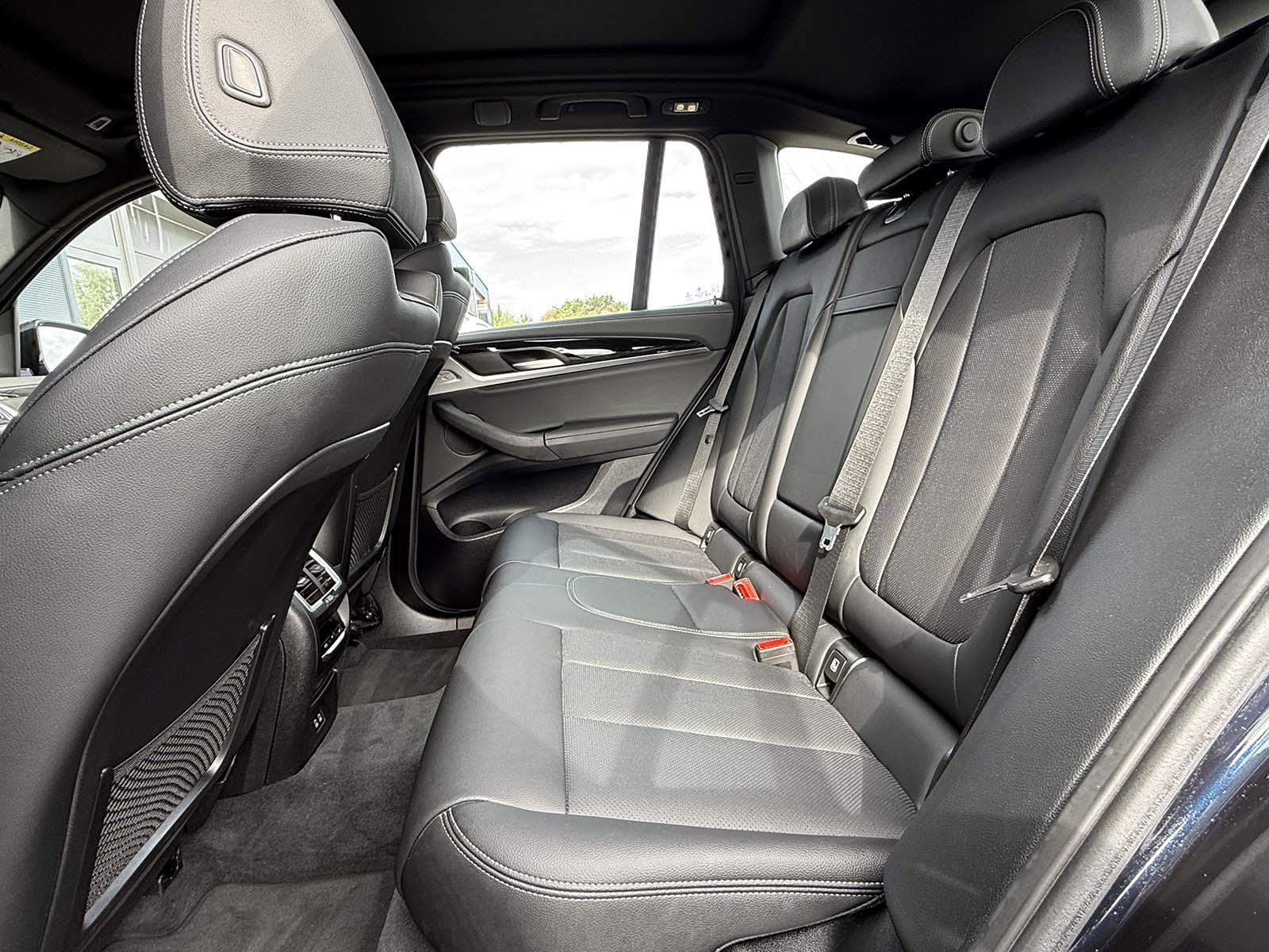 Foto van BMW Ix3