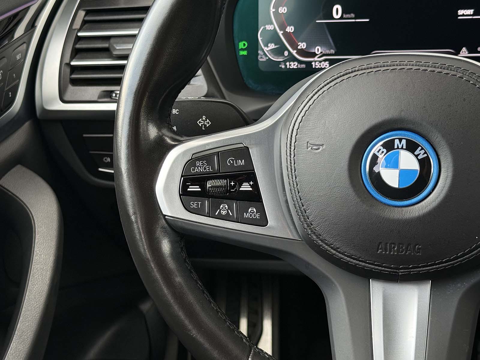 Foto van BMW Ix3
