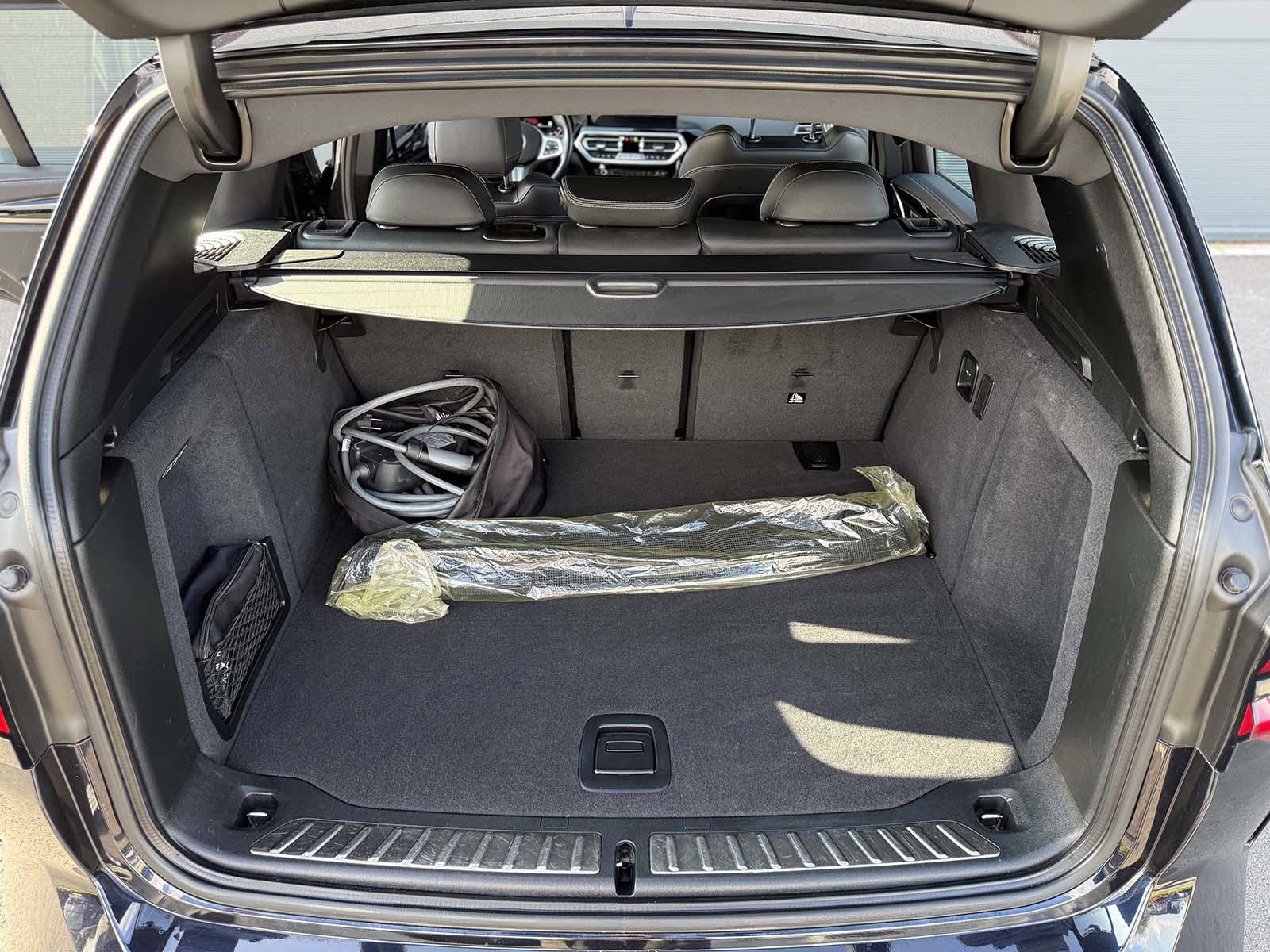 Foto van BMW Ix3