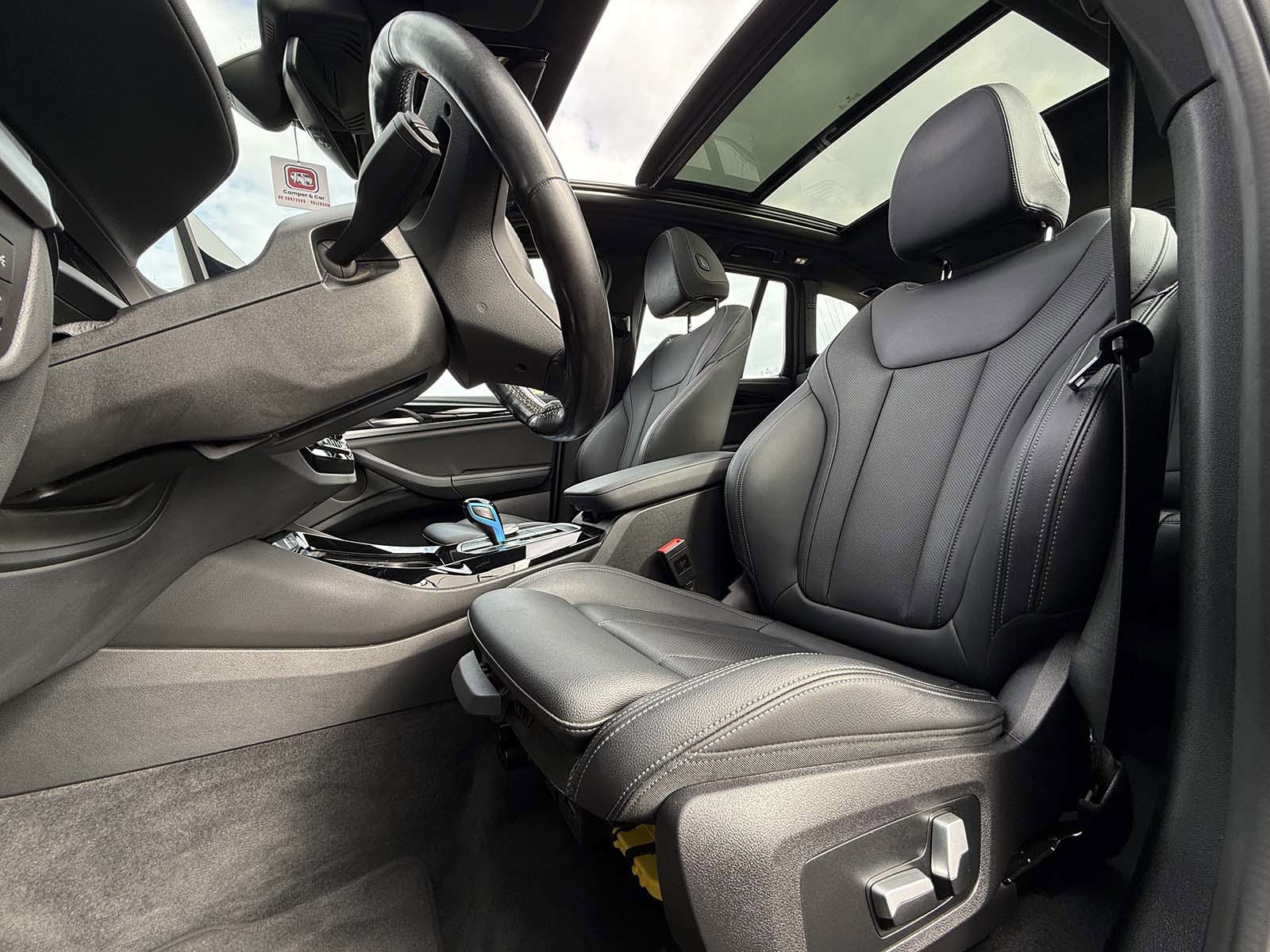 Foto van BMW Ix3