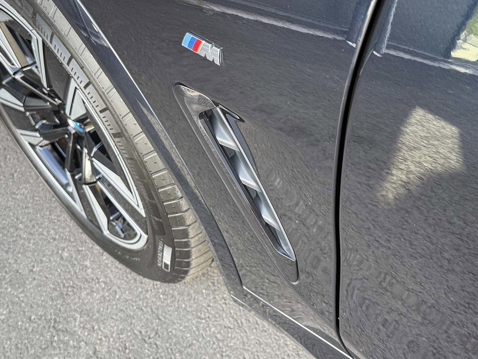 Foto van BMW Ix3