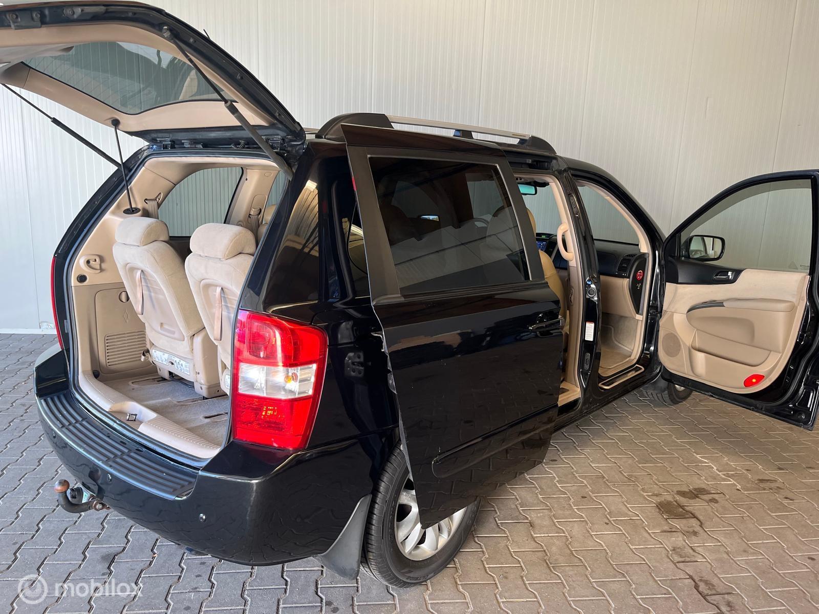 Foto van Kia Carnival