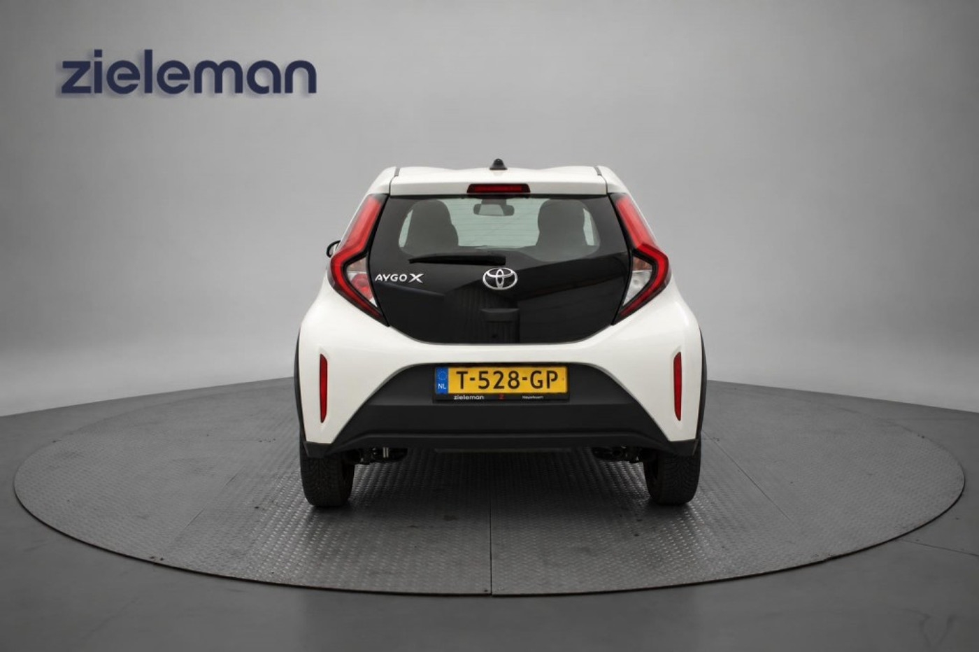 Foto van Toyota Toyota Aygo X