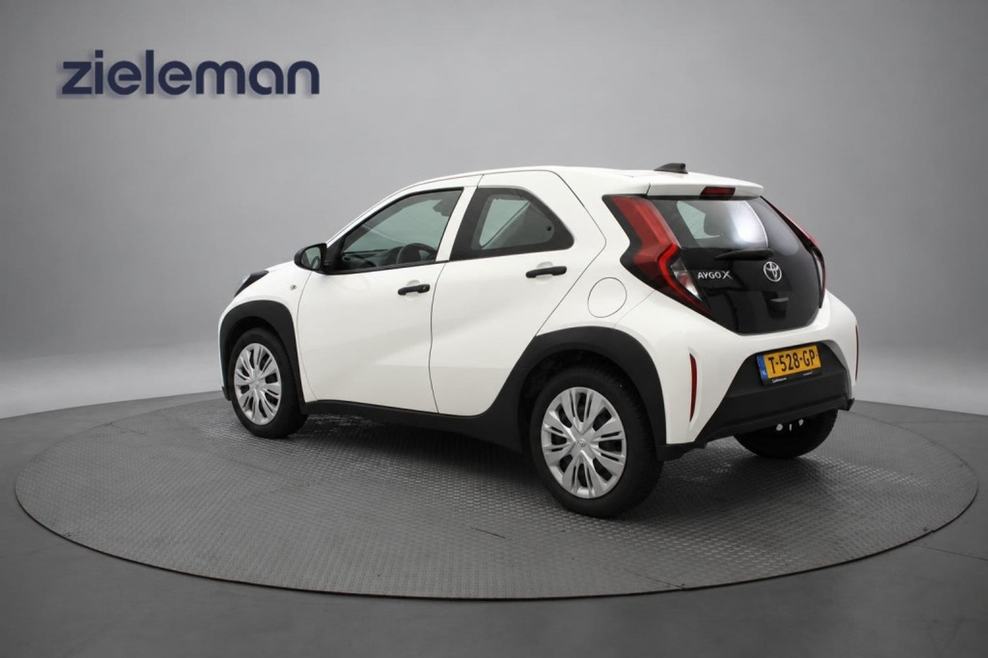 Foto van Toyota Toyota Aygo X
