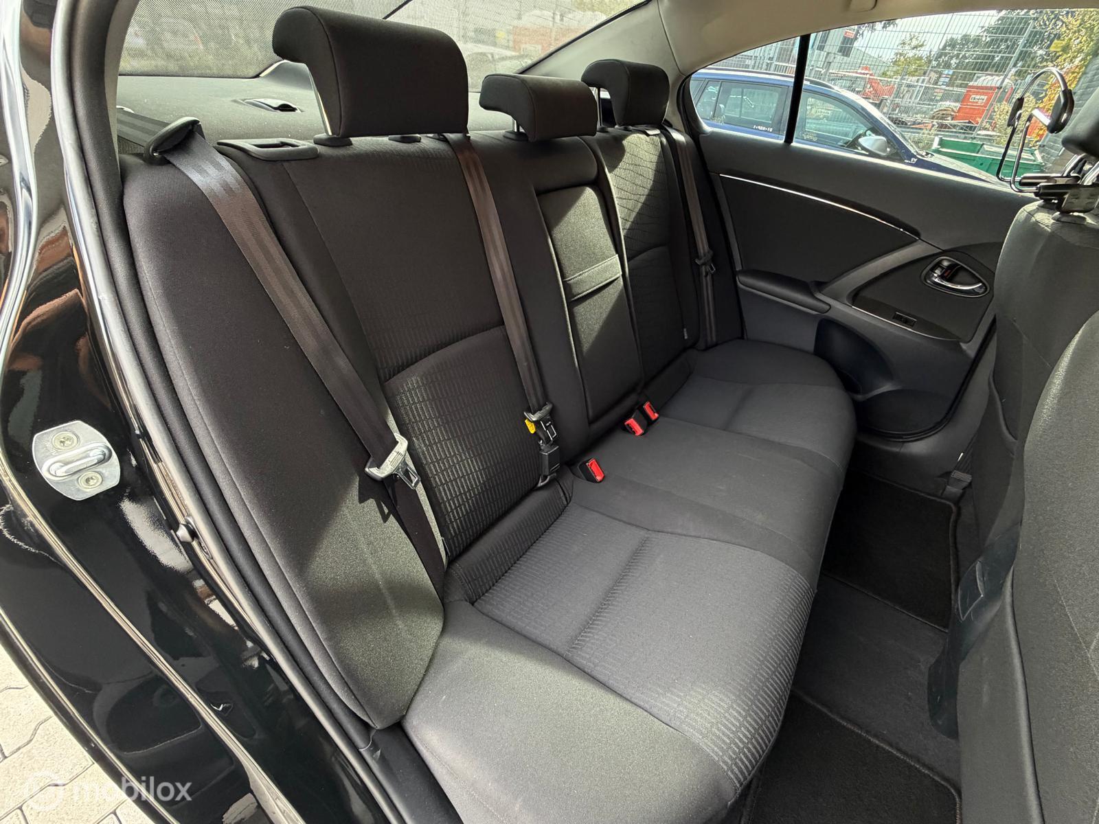 Foto van Toyota Toyota Avensis