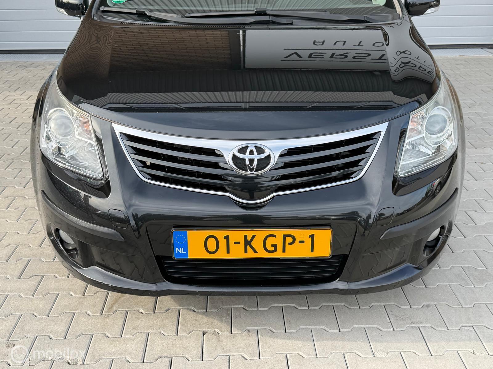 Foto van Toyota Toyota Avensis