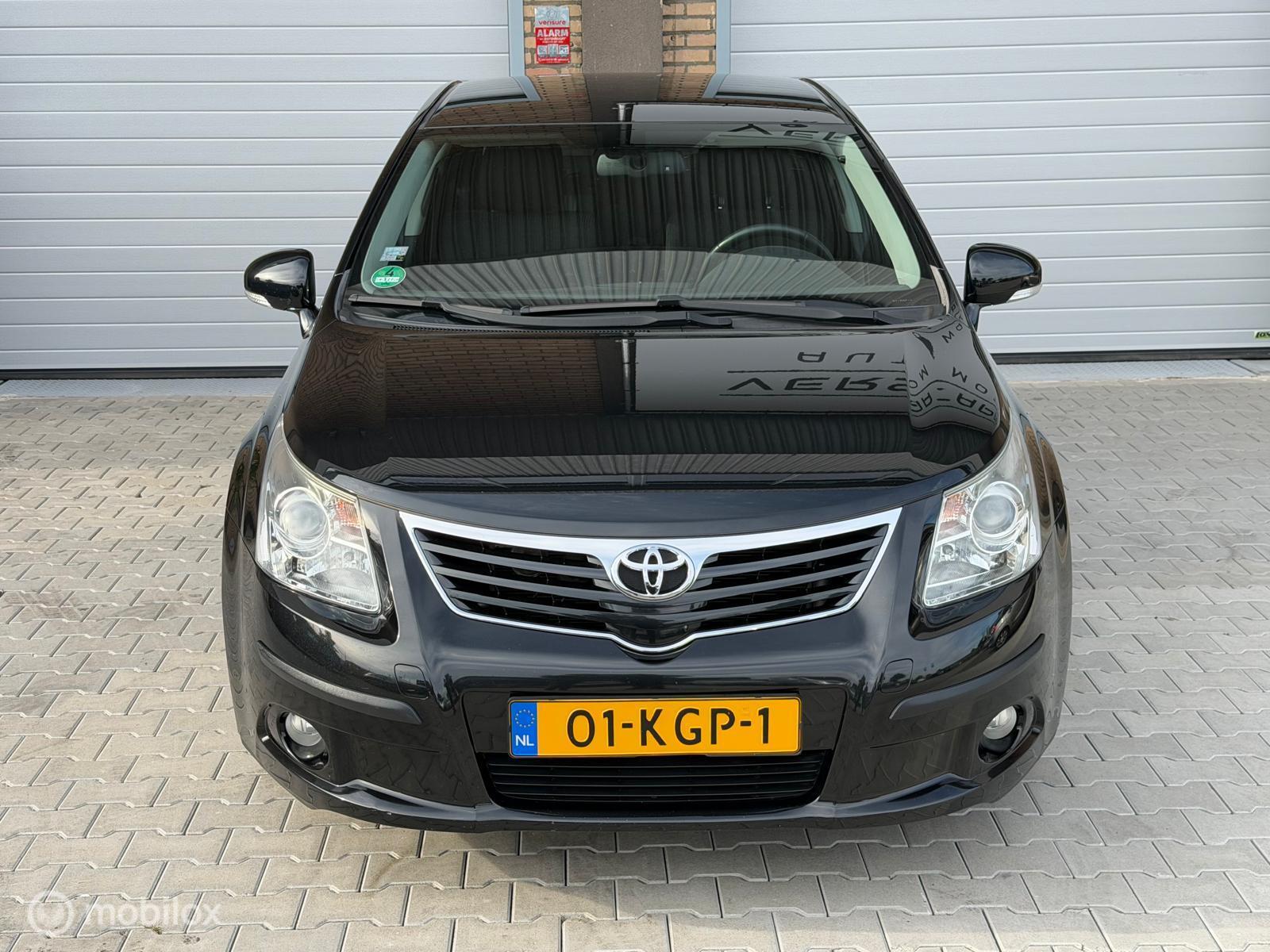 Foto van Toyota Toyota Avensis