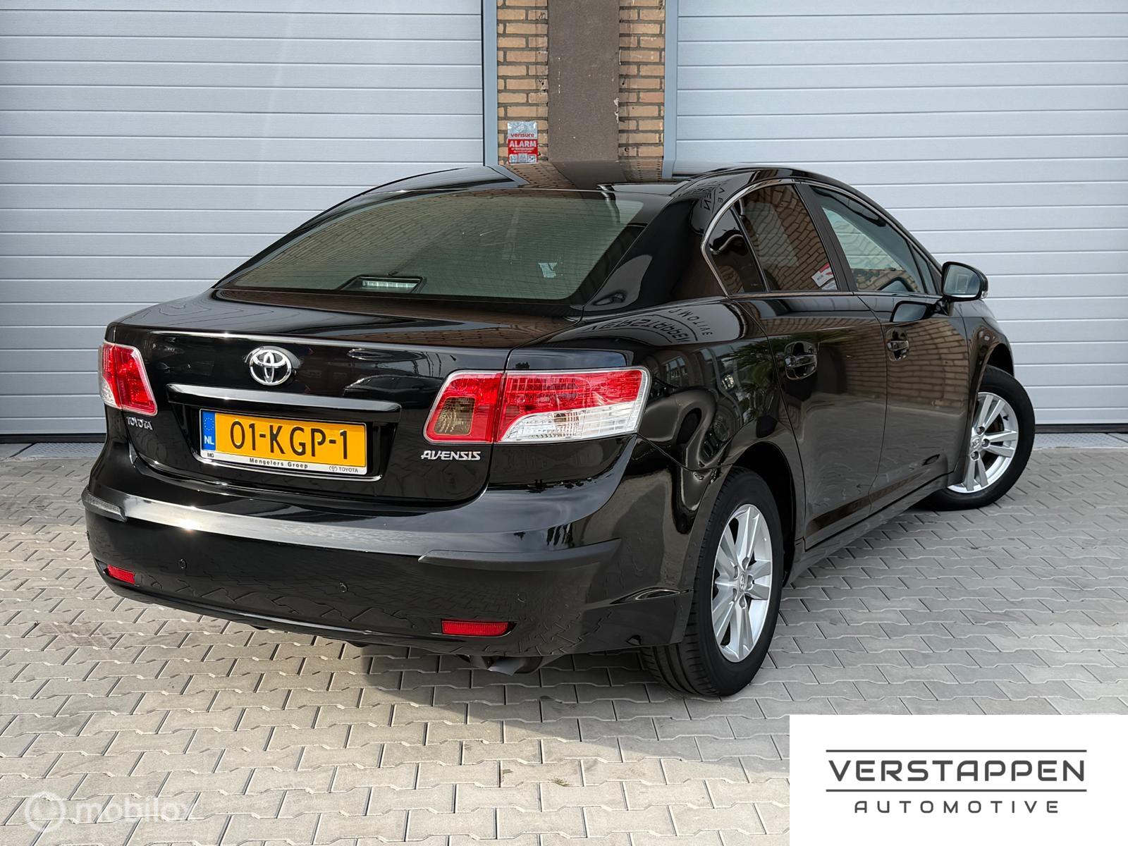 Foto van Toyota Toyota Avensis