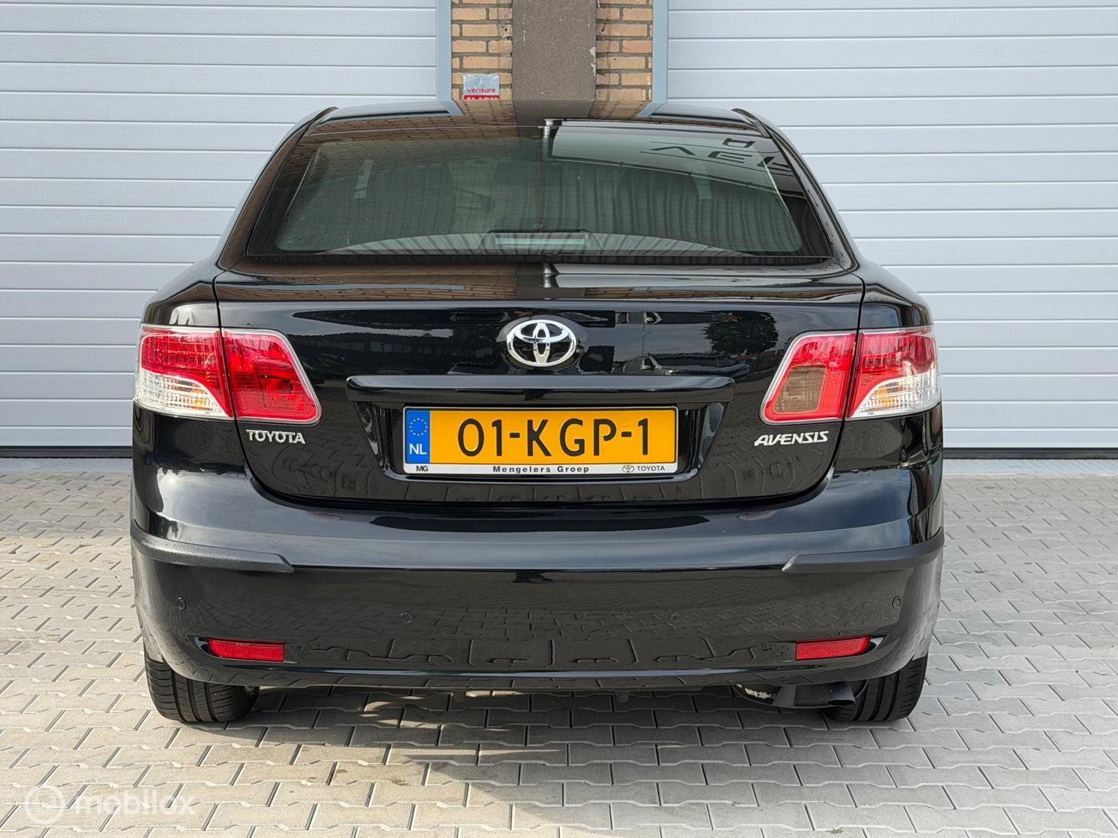 Foto van Toyota Toyota Avensis
