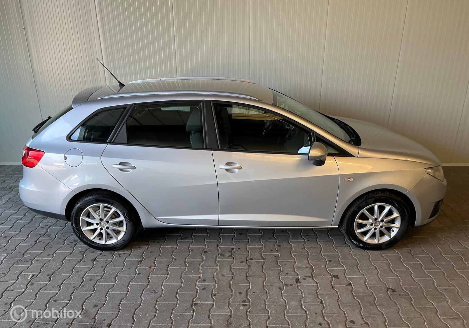 Foto van Seat Ibiza ST