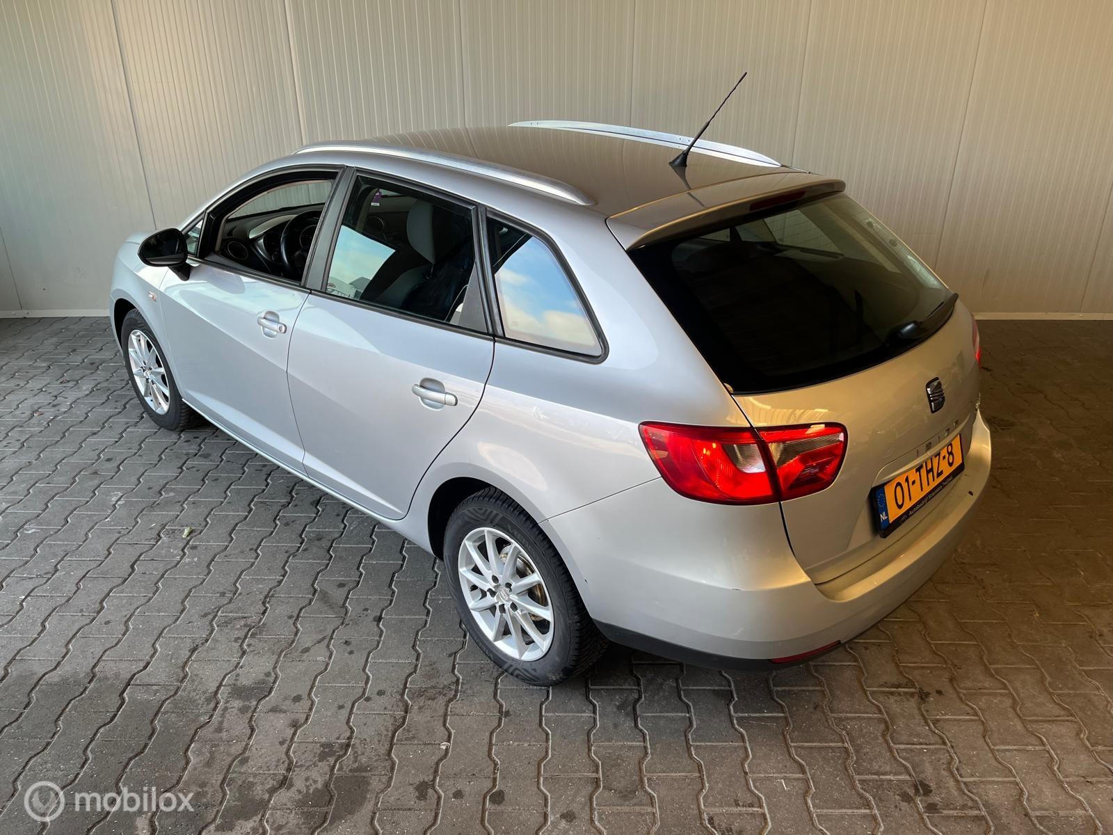 Foto van Seat Ibiza ST