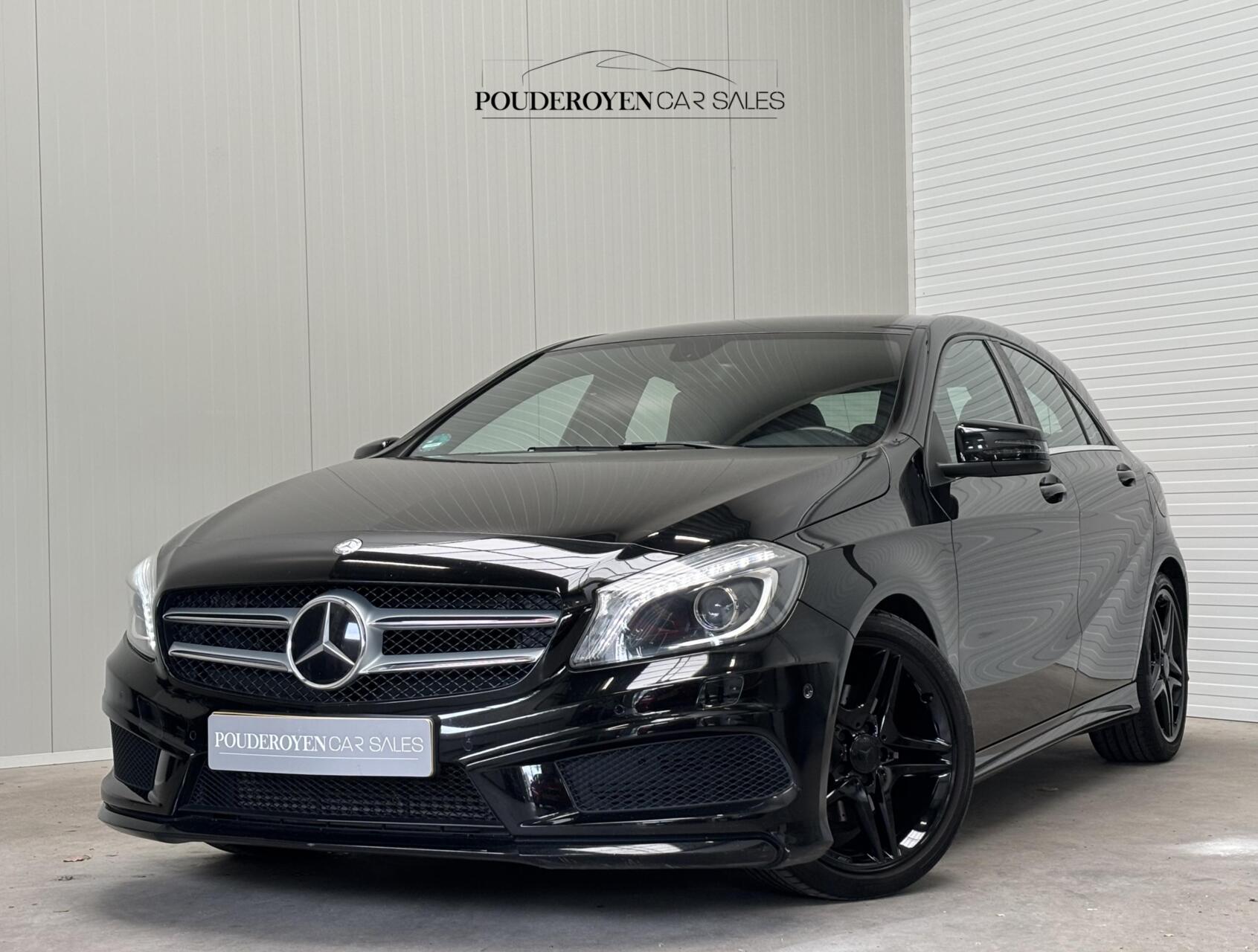Mercedes-Benz A 200 200 AMG / Automaat / Harman Kardon / Clima / Goed onderhouden / NL Auto! 2013 - voorkant