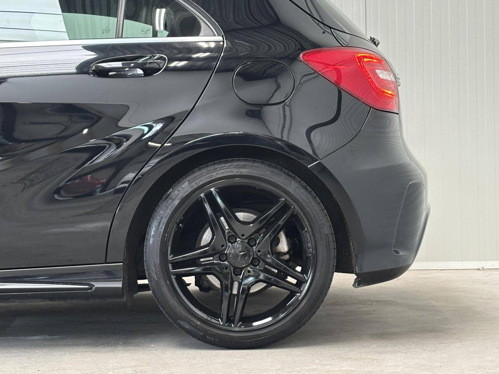 Foto van Mercedes-Benz A 200