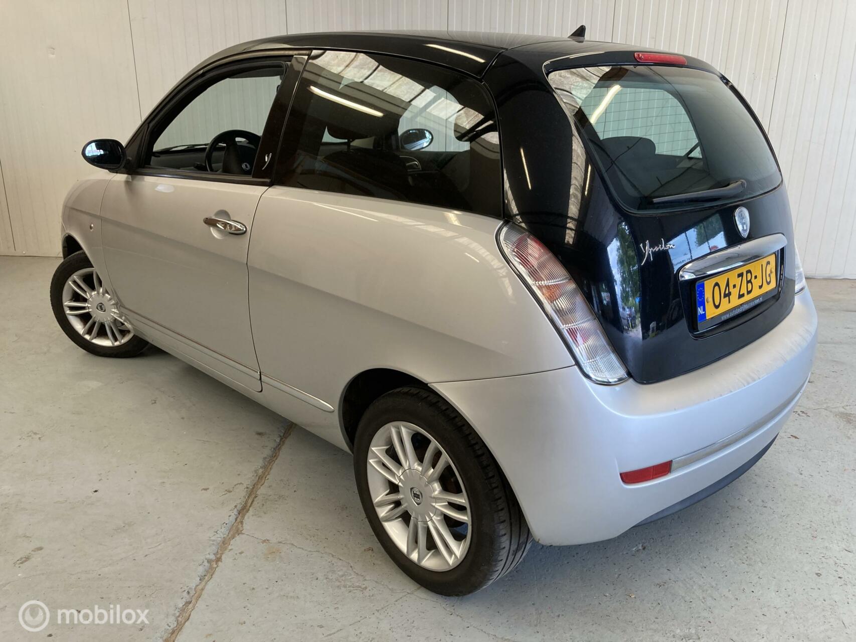 Foto van Lancia Ypsilon