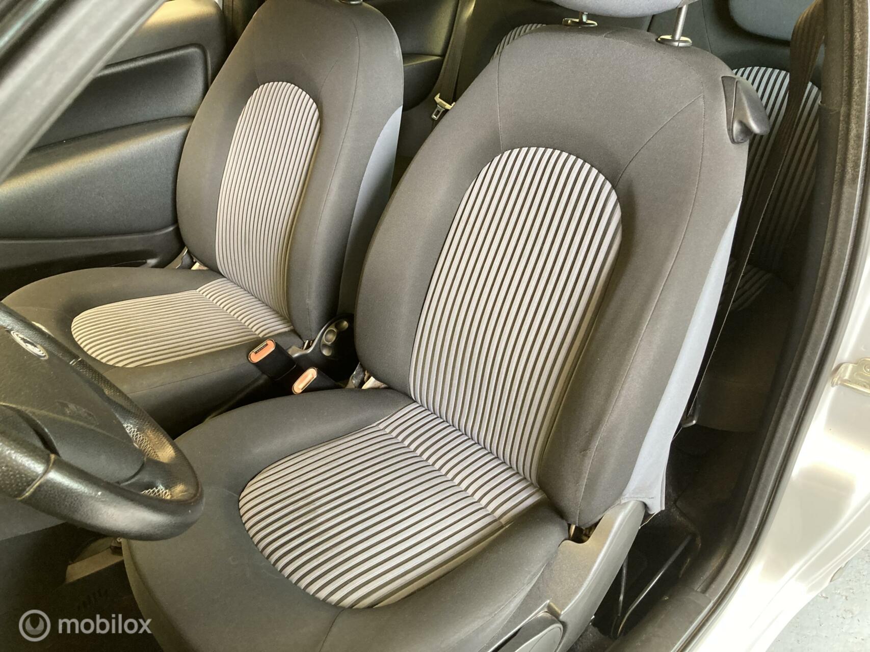 Foto van Lancia Ypsilon